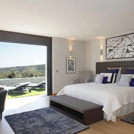 Cordoba Villa *